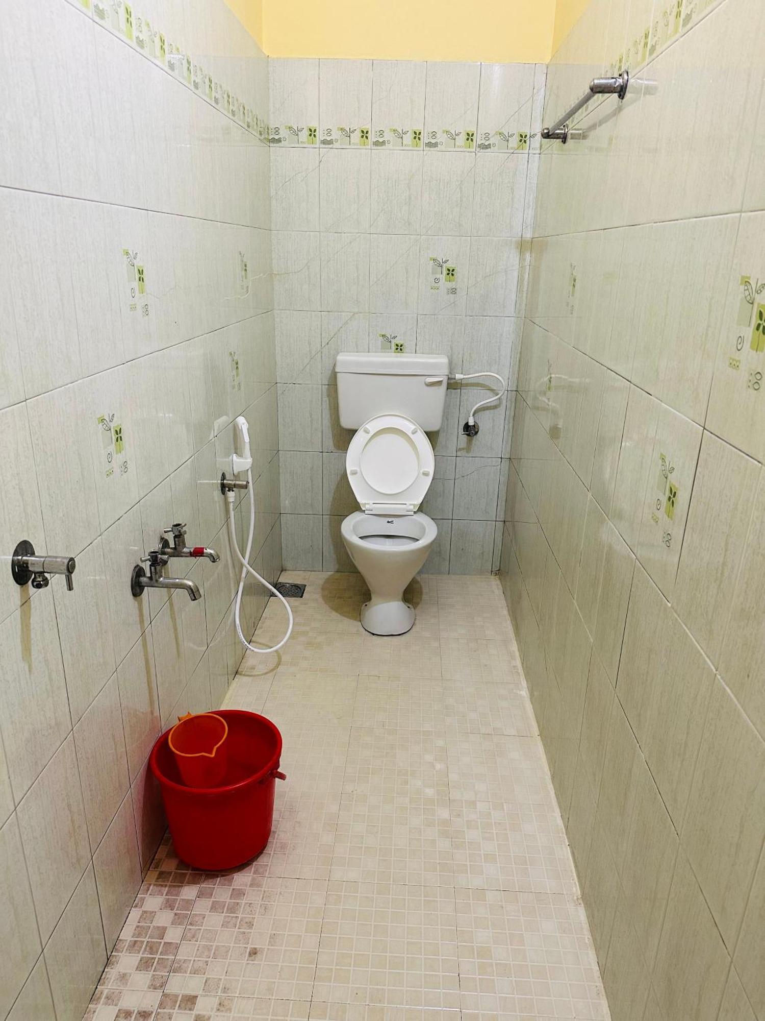 G Mount Budget Stay Мунар Екстериор снимка